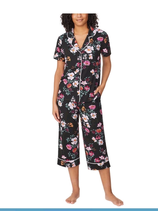 Room Service Other - Room Service Black Floral Soft Short Sleeve And Capri Pajama Set XXL